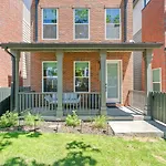 Stunning 3Bd 3.5 Ba - 10 Min To Downtown! Garage!