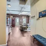 Historic Loft In Ballpark 30 Day Stay Sleeps 4