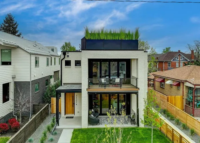 Luxury Townhouse In The Heart Of Lohi