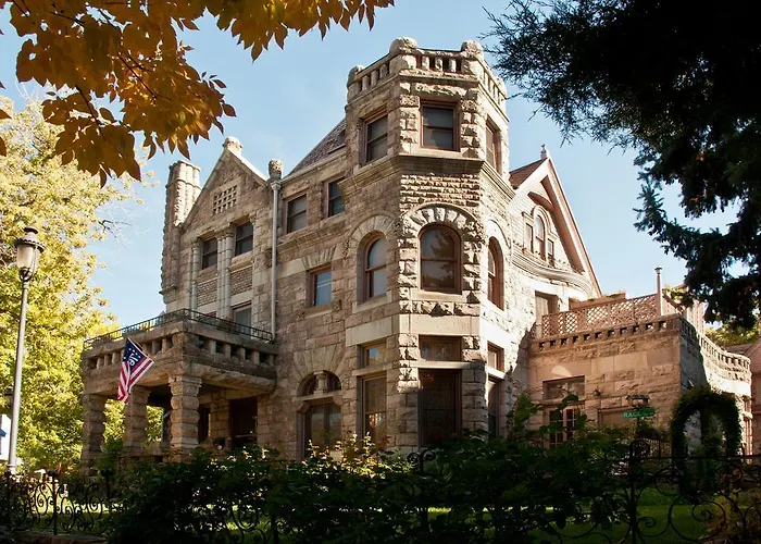 Castle Marne Bed & Breakfast