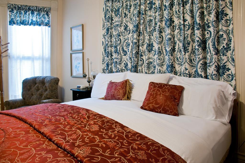 Castle Marne Bed & Breakfast Bed & Breakfast Denver