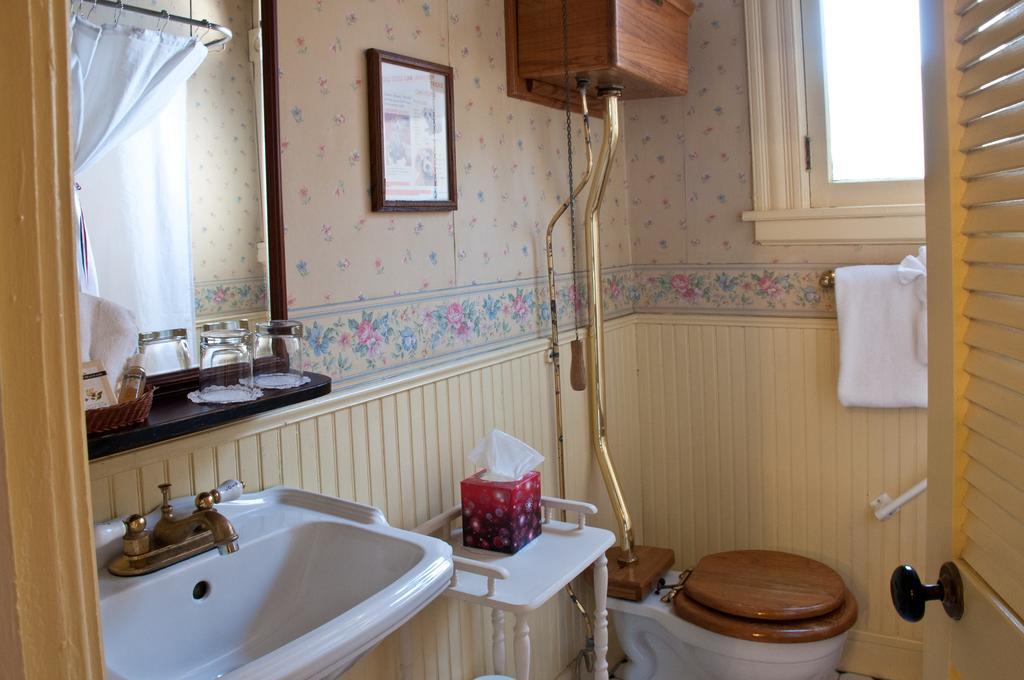 Castle Marne Bed & Breakfast 4* Denver