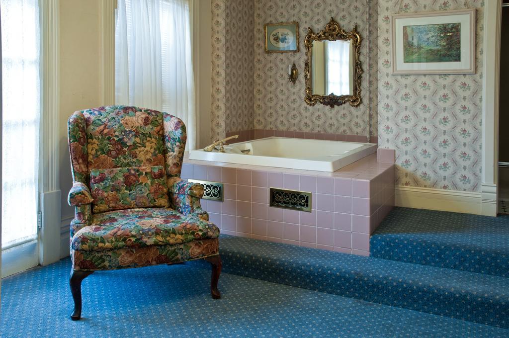Castle Marne Bed & Breakfast 4* Denver