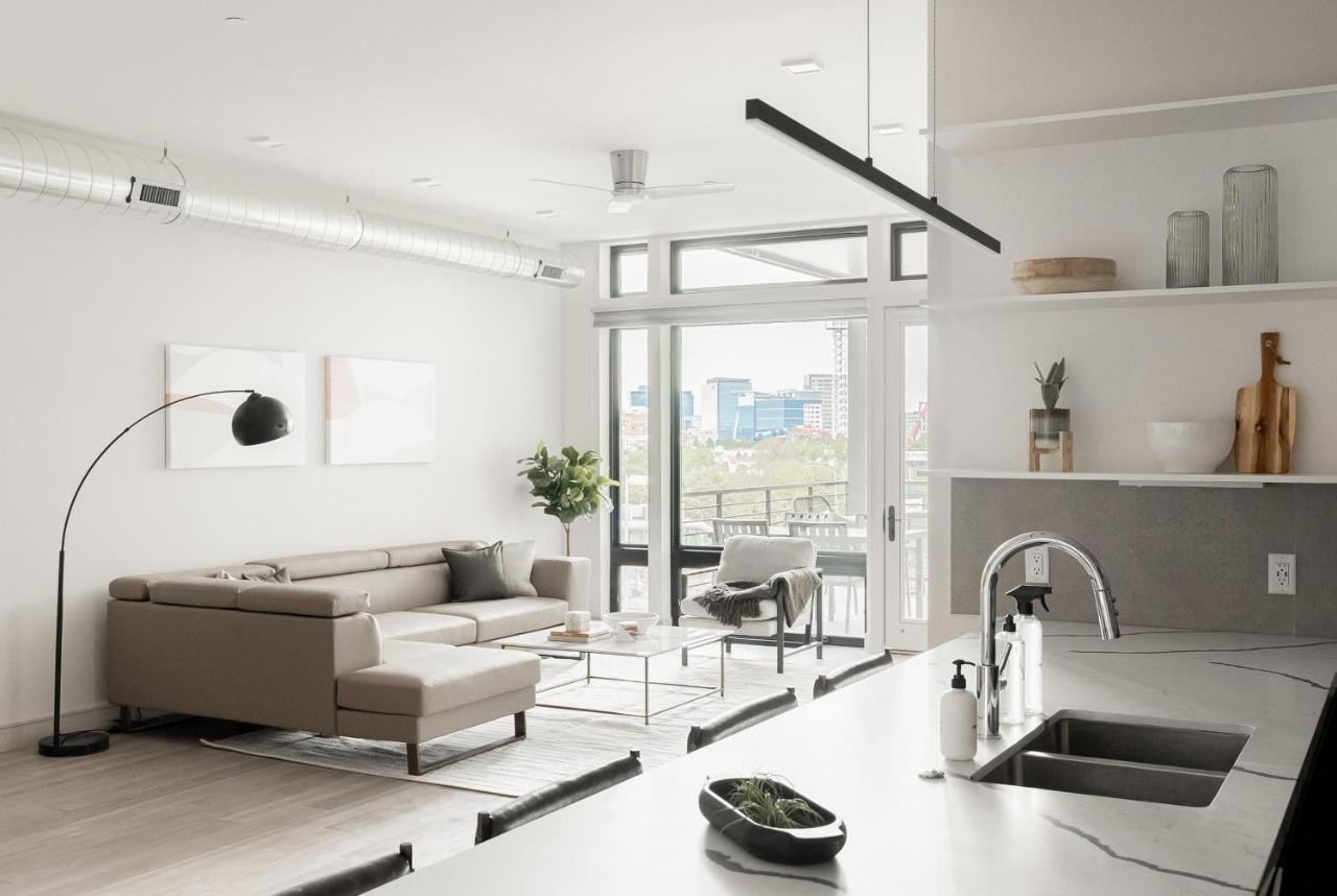 Holiday home Luxurious Escape - Walk To Empower Field - Tesoro