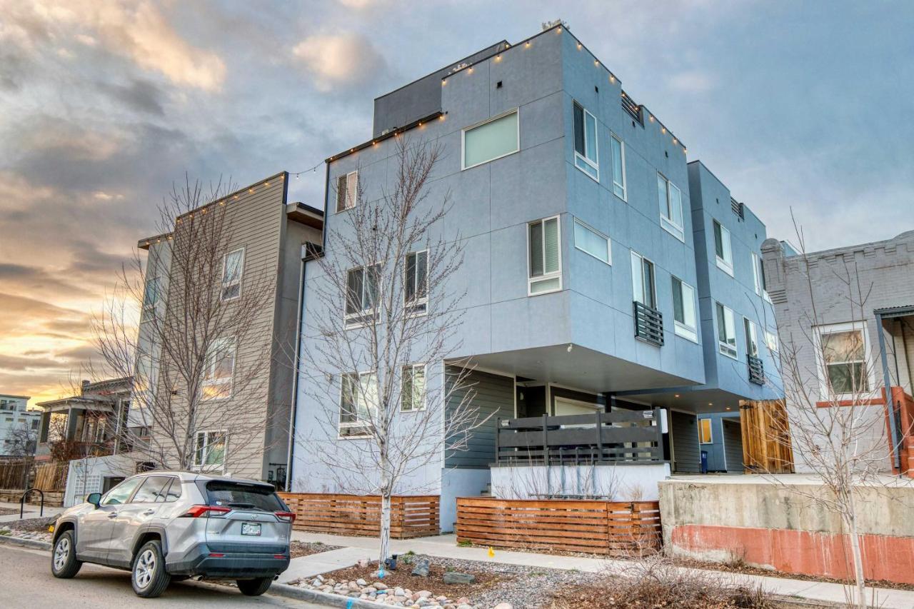 Townhome With Hot Tub, Walk To Empower Field! *