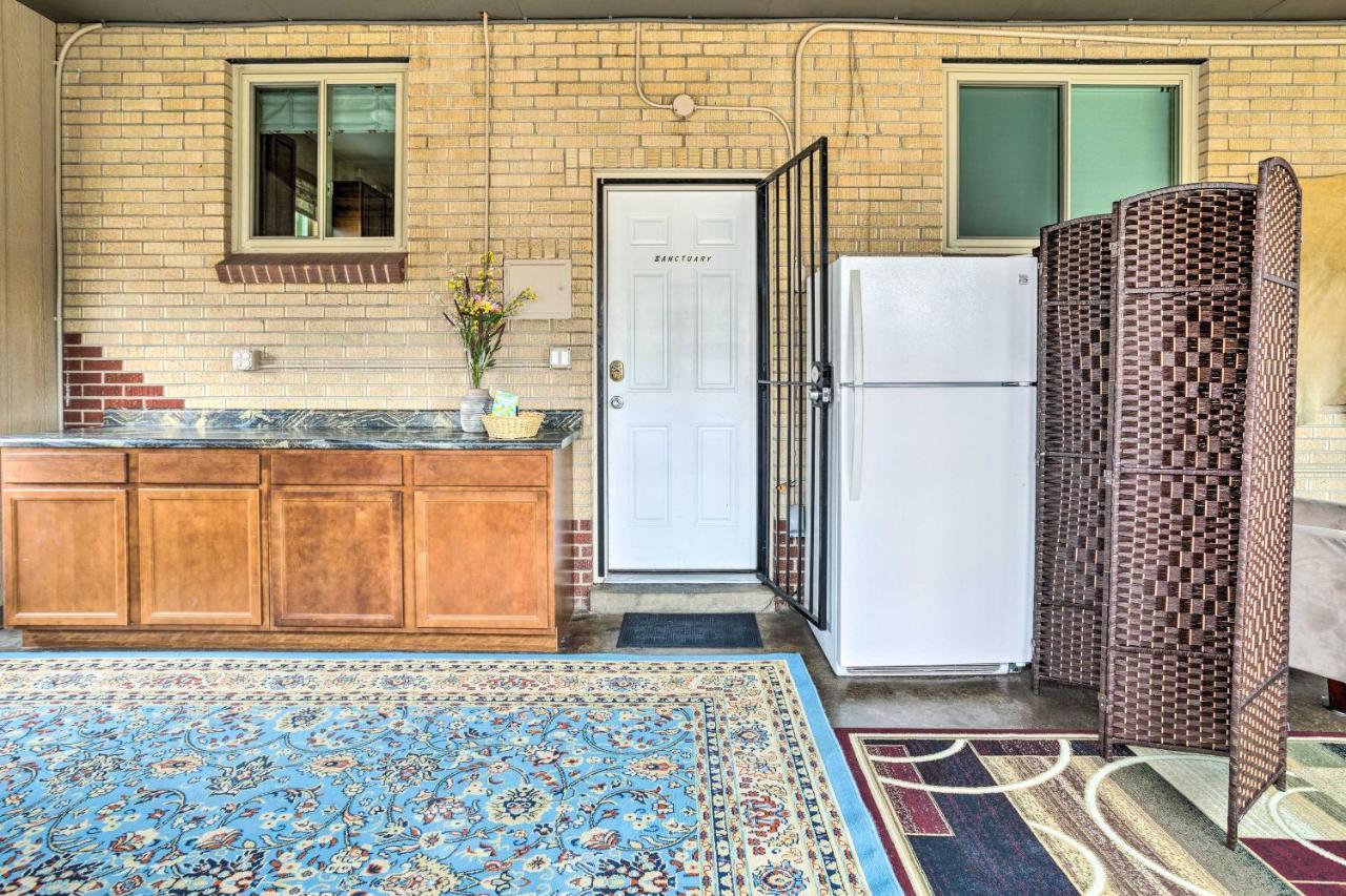 With Shared Patio And Fire Pit! Denver