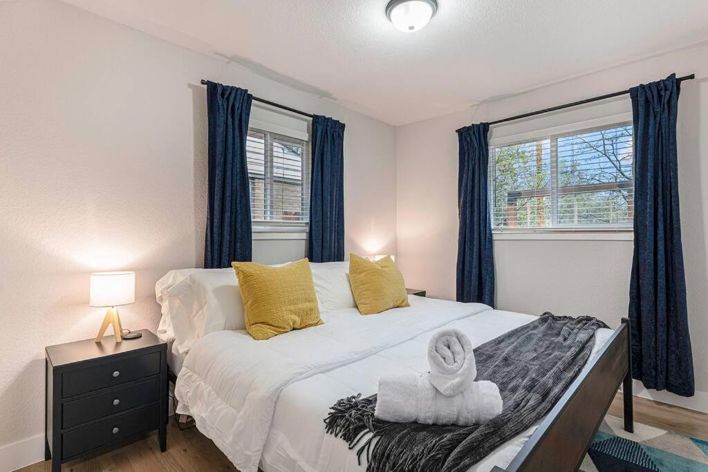 Mile Hi: Amenities Galore Denver