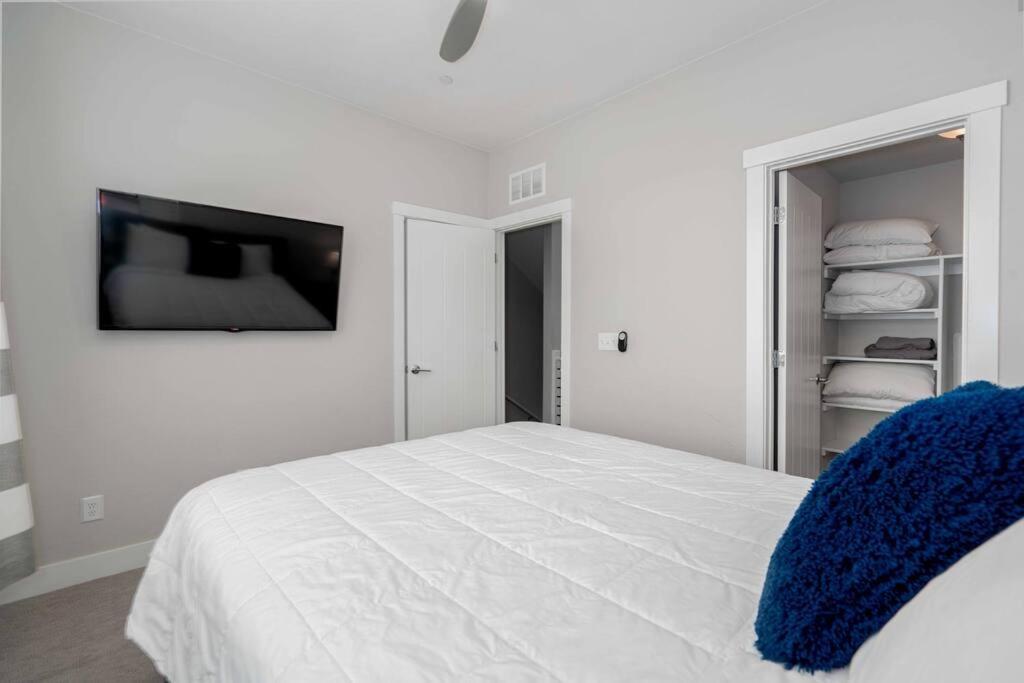 Apartment Luxury Oasis! Denver