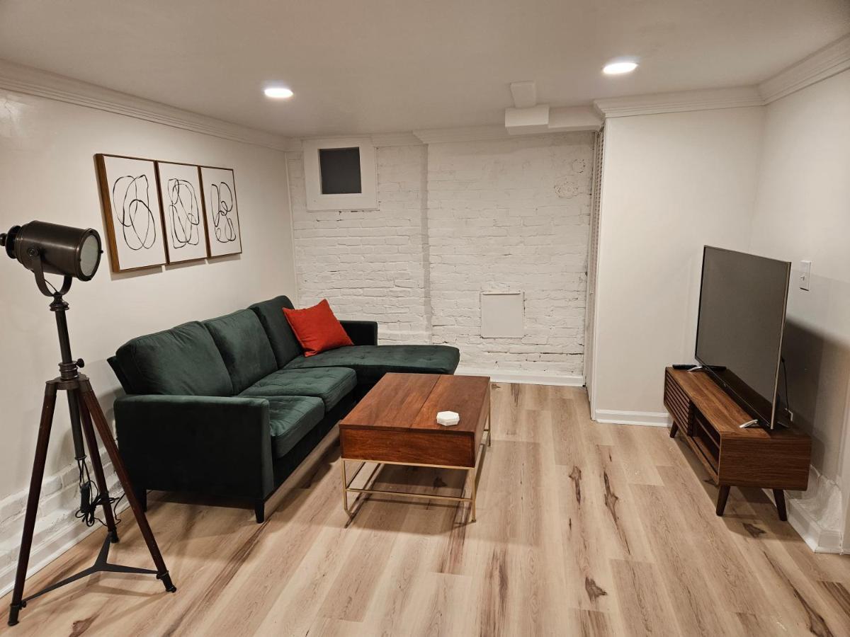2-bedroom In The Heart Of Apartment *