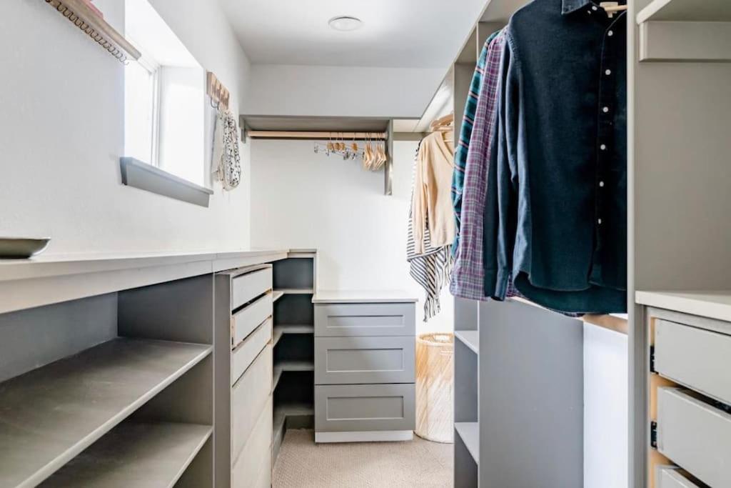 Unique Designer 4 Bed 4 Bath * Denver