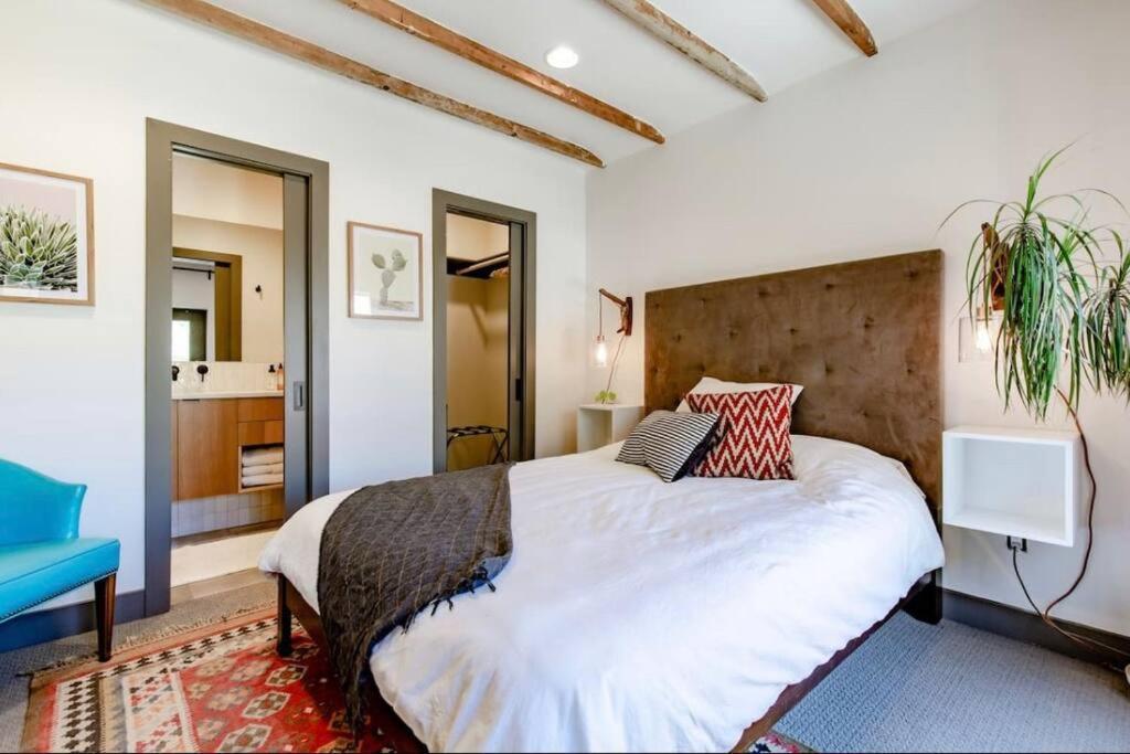 Unique Designer 4 Bed 4 Bath Denver
