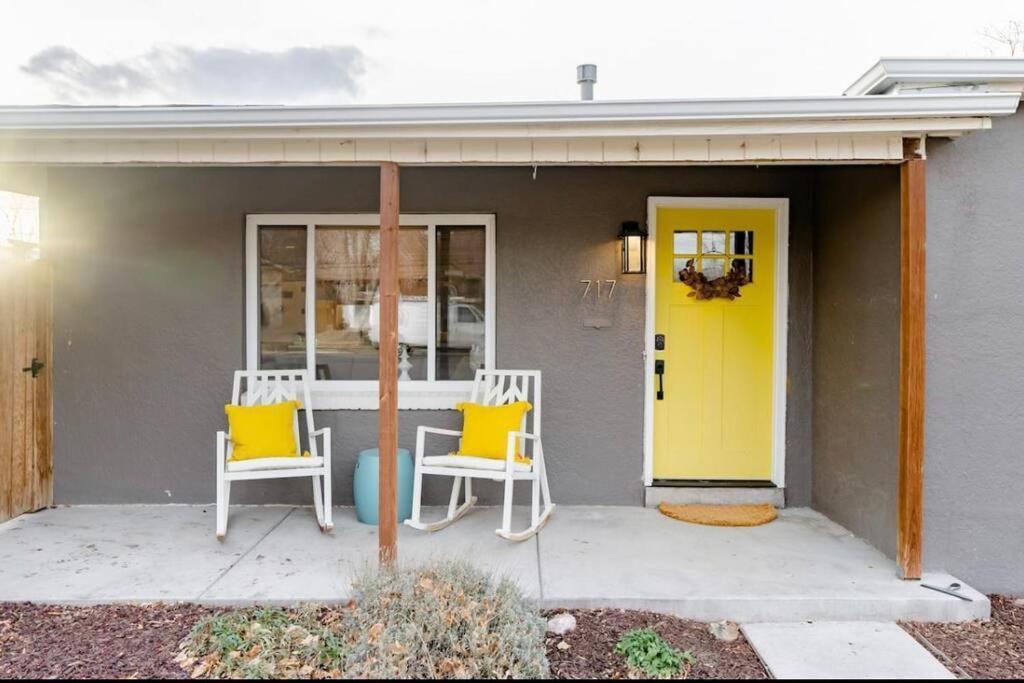 Unique Designer 4 Bed 4 Bath Holiday home Denver