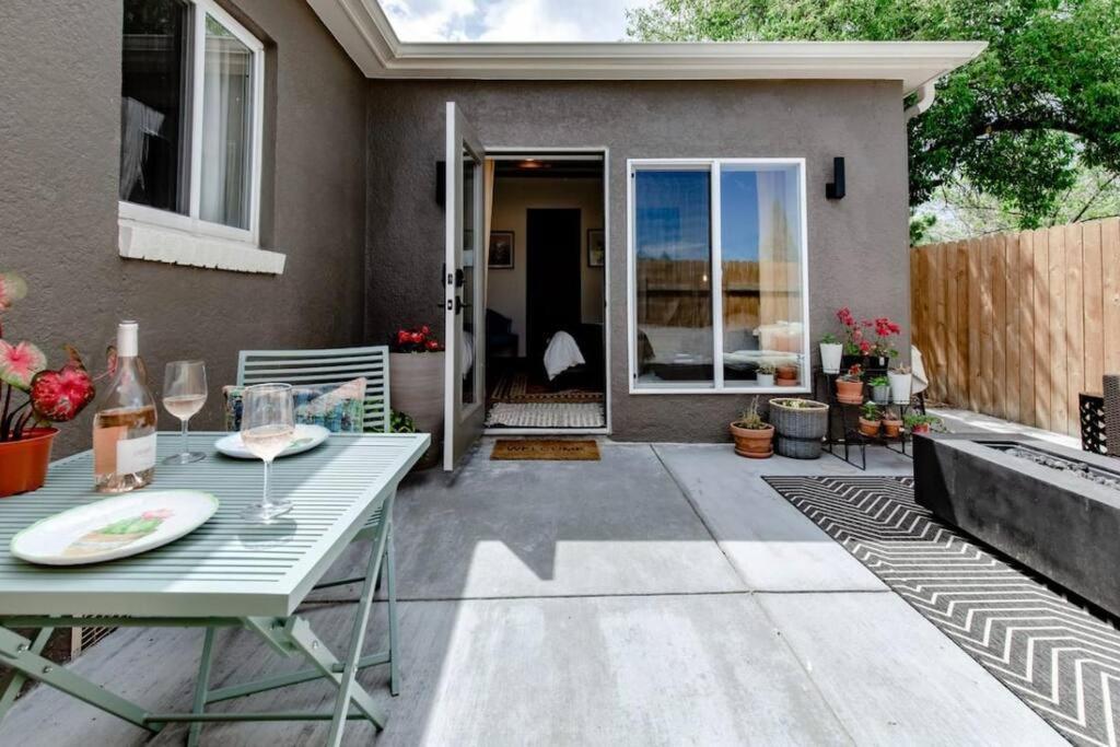 Holiday home Unique Designer 4 Bed 4 Bath