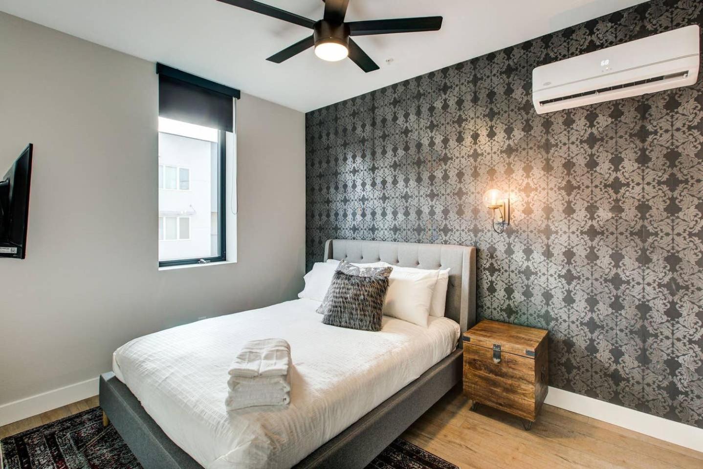 Apartment Vrain 2 Bedroom 1 Bath With Full Kitchen *