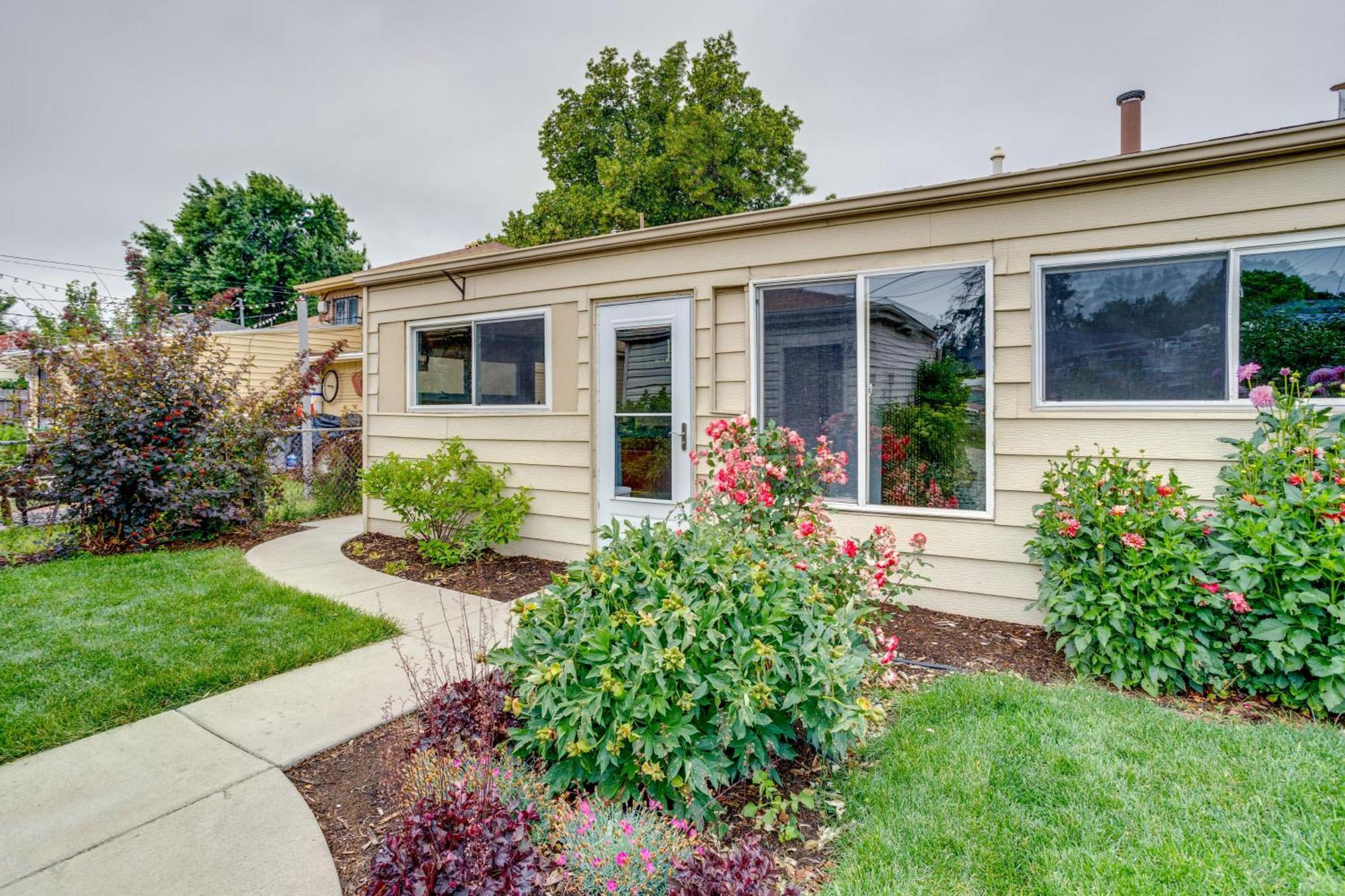 With Shared Patio And Fire Pit! Apartment