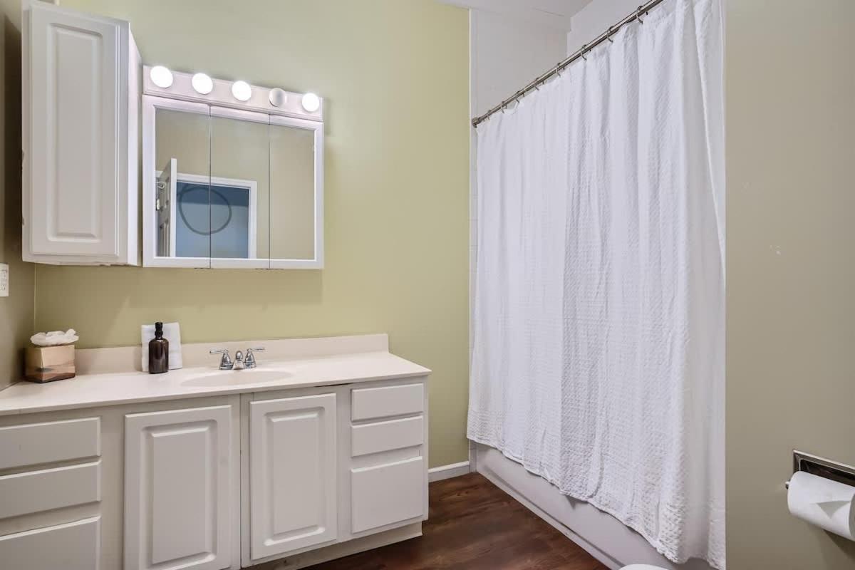 Apartment Historic Loft In Ballpark 30 Day Sleeps 4 Denver