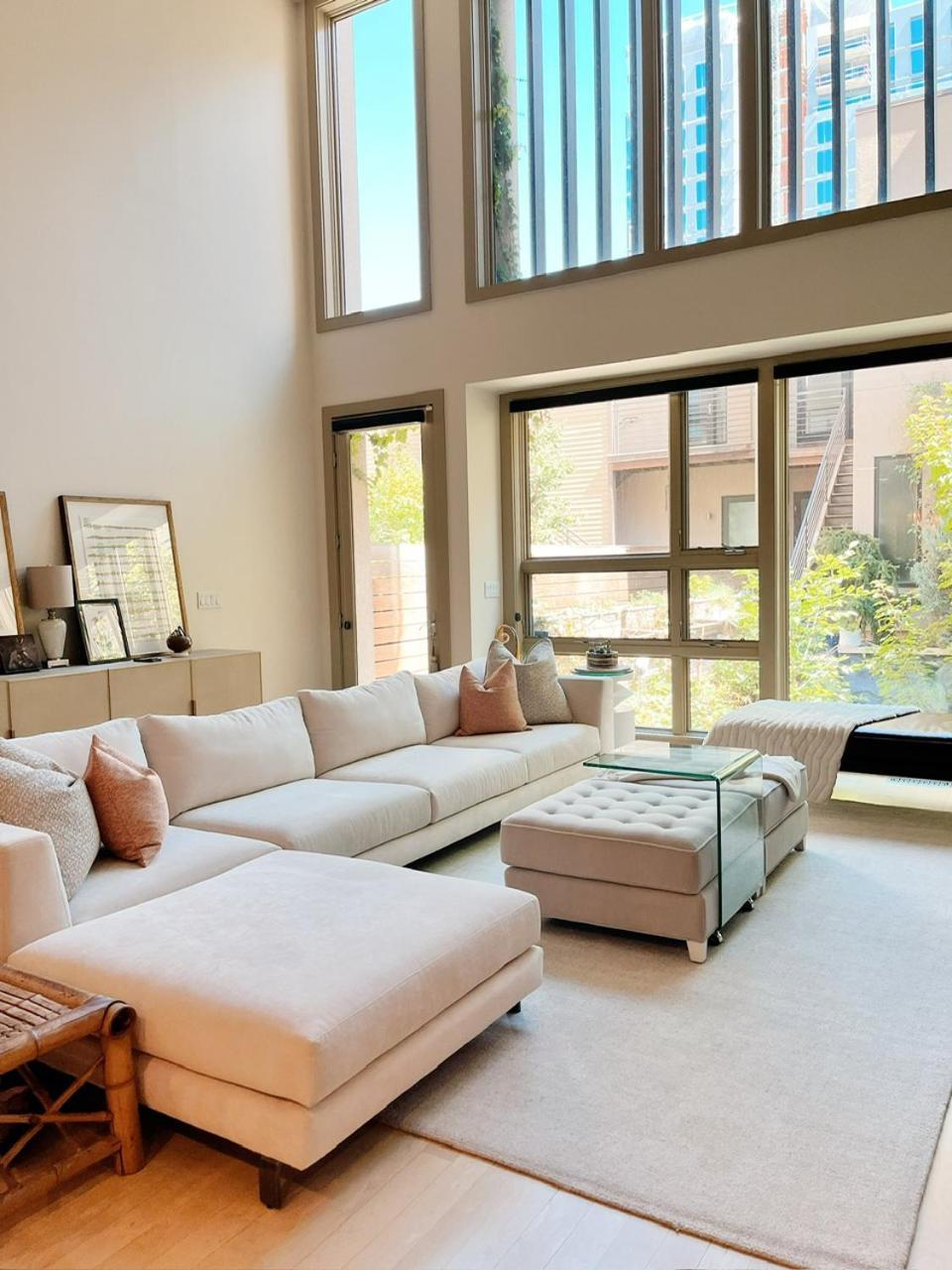 Holiday home Luxe 4 Bed 5 Bath With Parking Walk To Capitol, Convention Center, Museums And Shops Denver