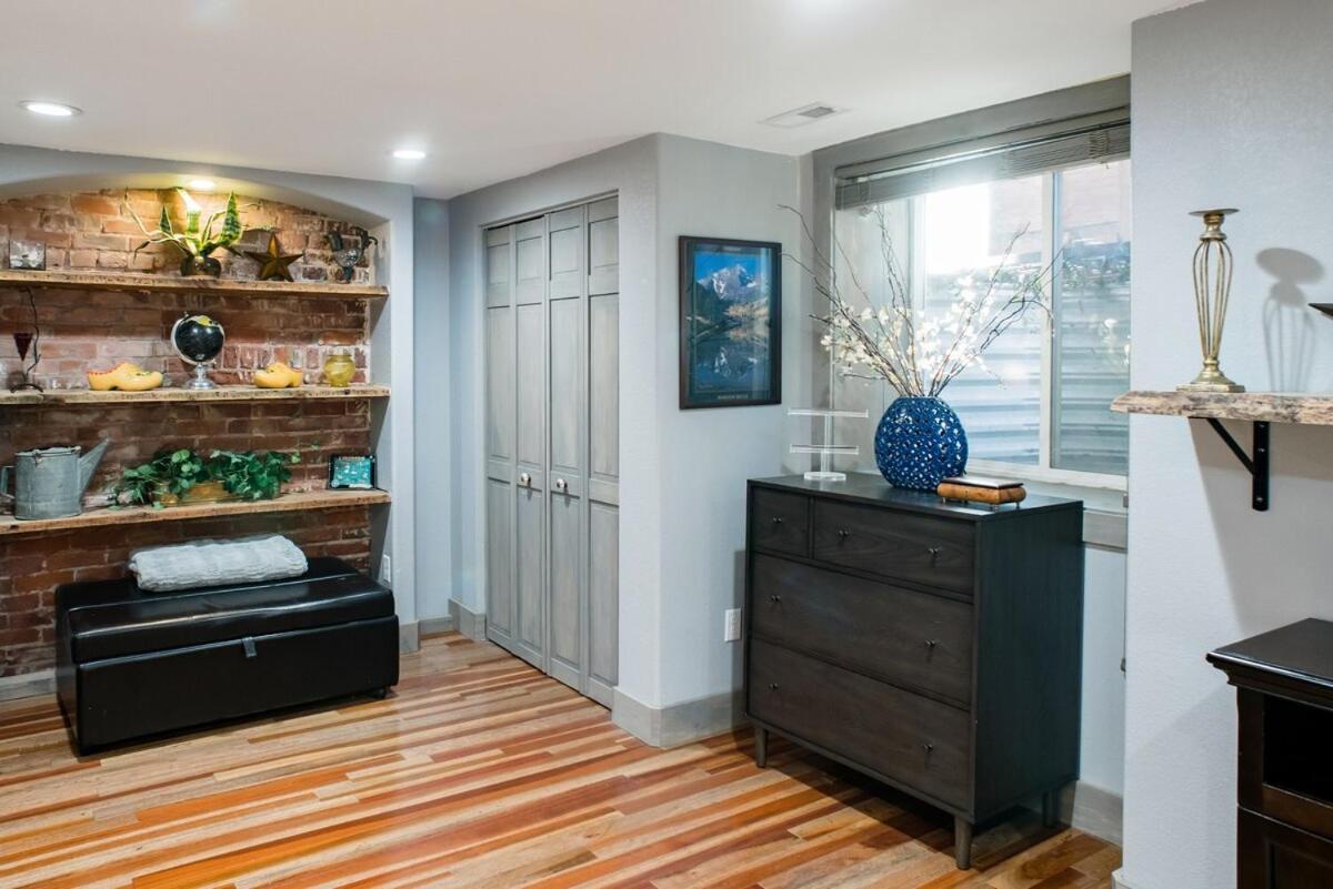 Designer In A Historic 1901 Downtown Area Mansion * Denver