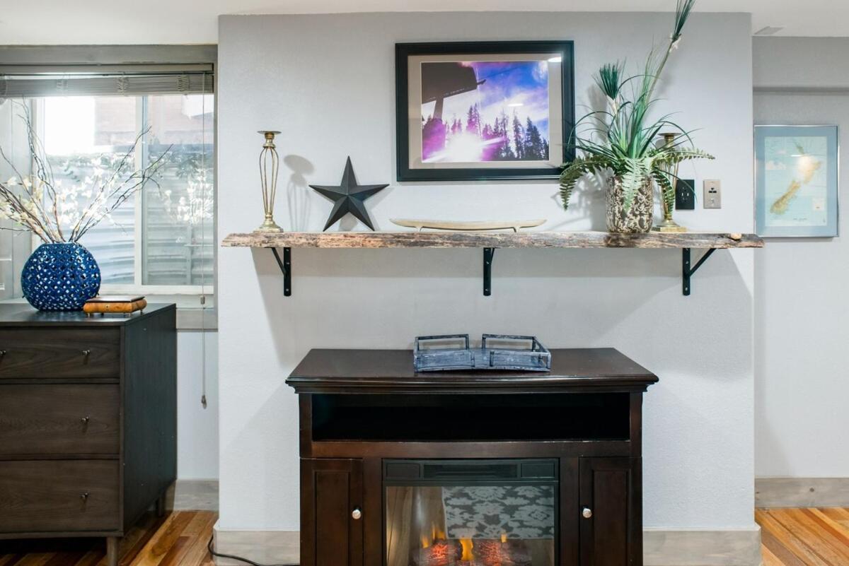 Designer In A Historic 1901 Downtown Area Mansion Denver