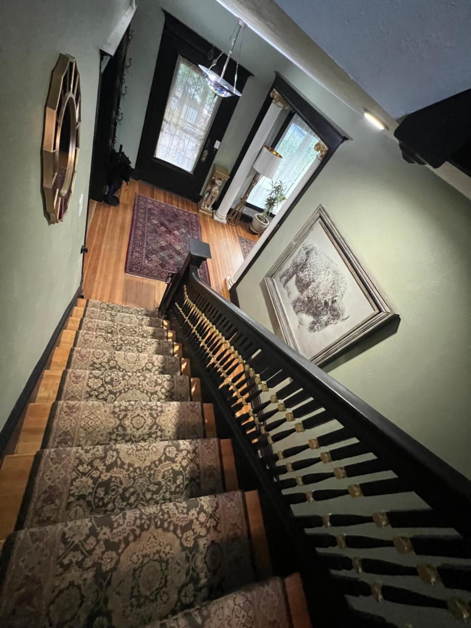 Holiday home 5 Bedroom Luxurious-gem Mansion In Heart Of