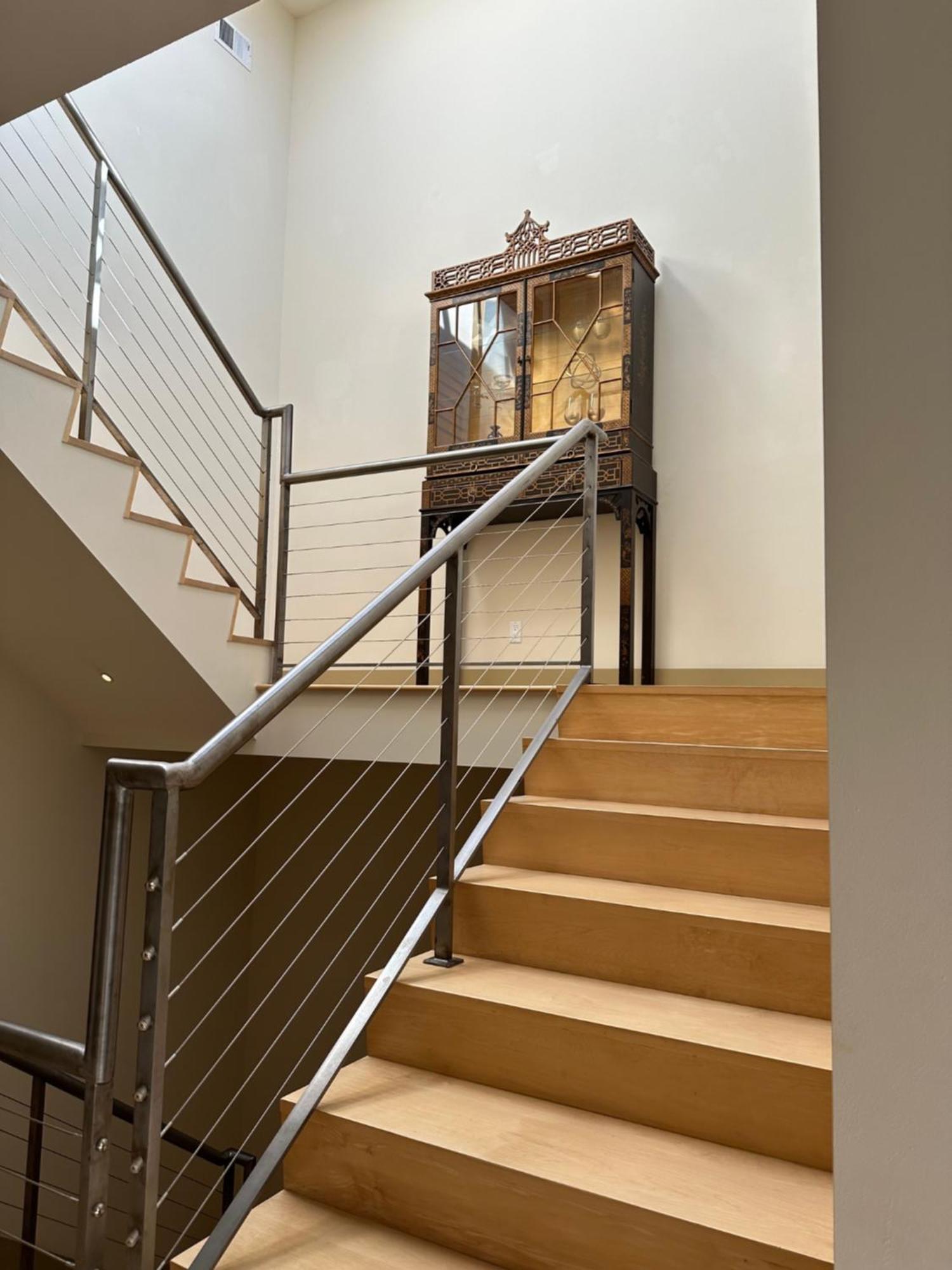 Luxe 4 Bed 5 Bath With Parking Walk To Capitol, Convention Center, Museums And Shops Holiday home