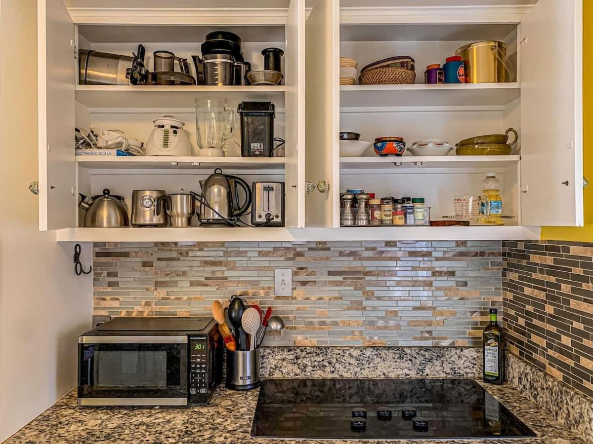Holiday home Charming Two Bedroom Family In Coveted Neighborhood