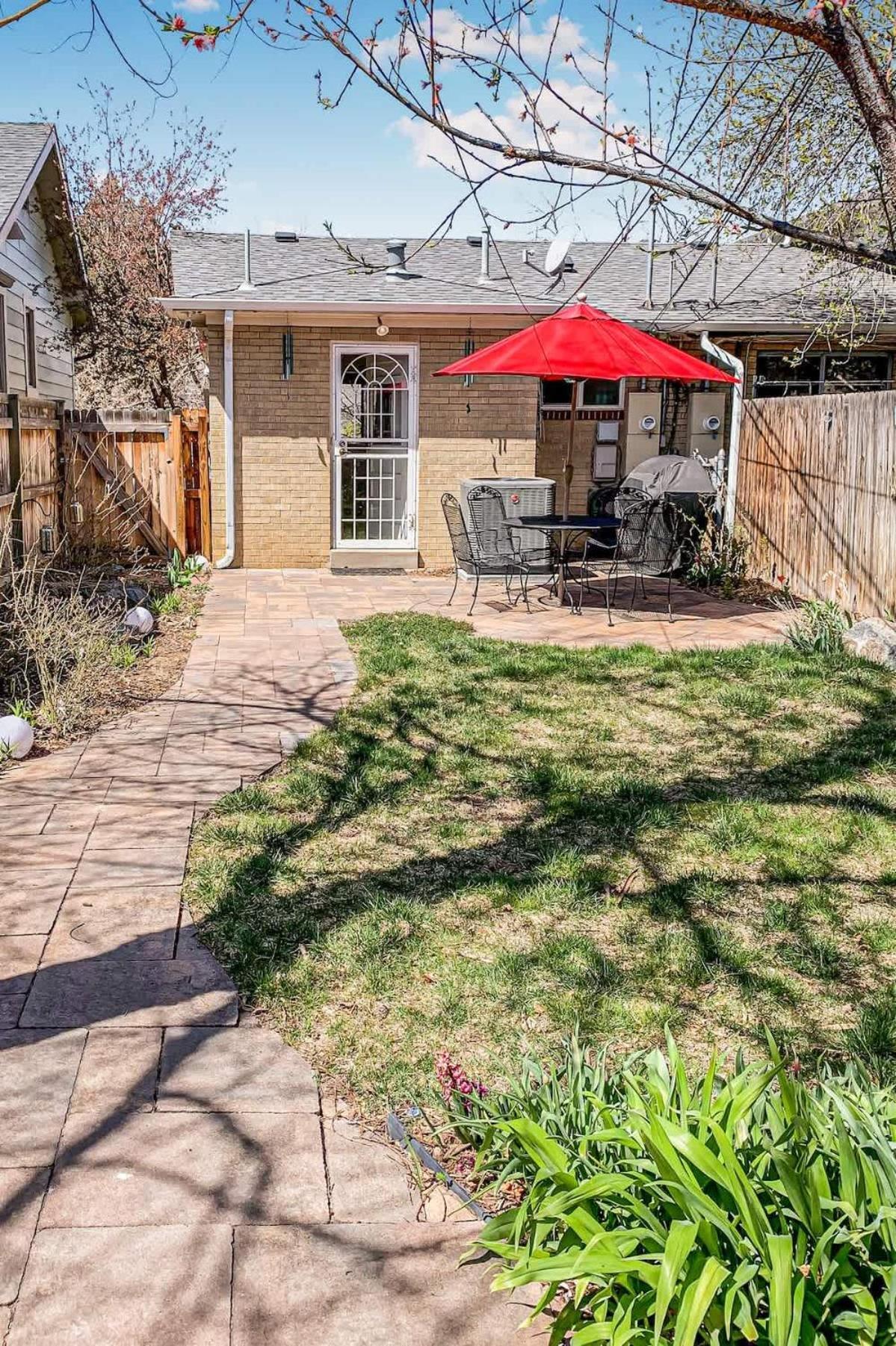 Charming Two Bedroom Family In Coveted Neighborhood Holiday home Denver