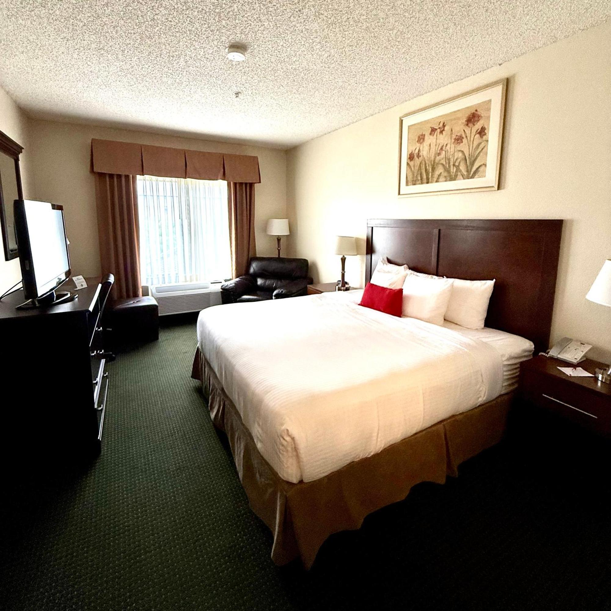 Hotel Ramada By Wyndham International Airport Denver