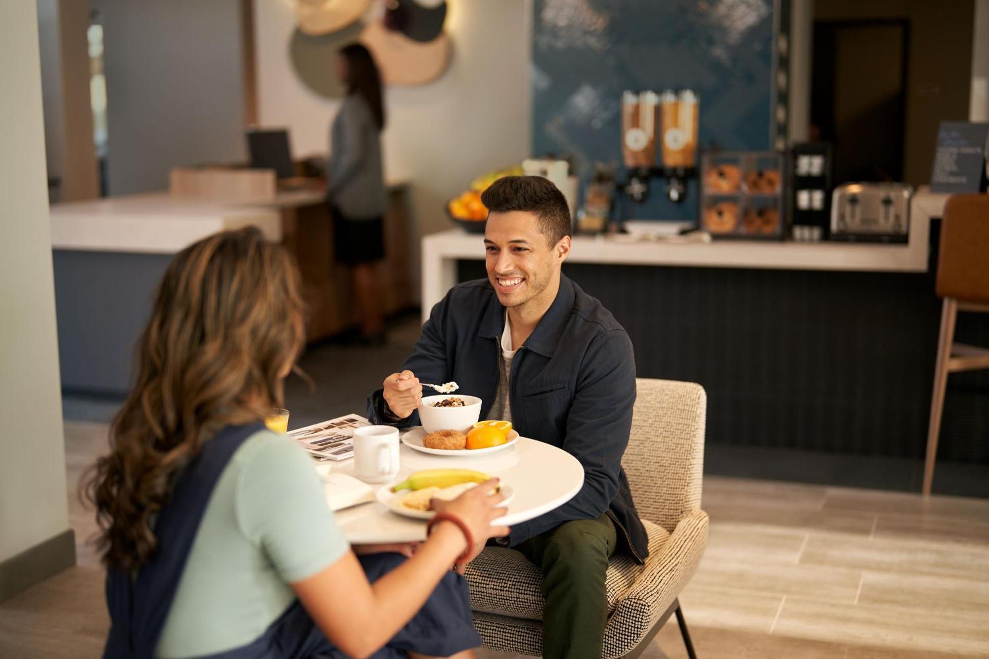 Atwell - Airport Tower Road By Ihg 4* Denver