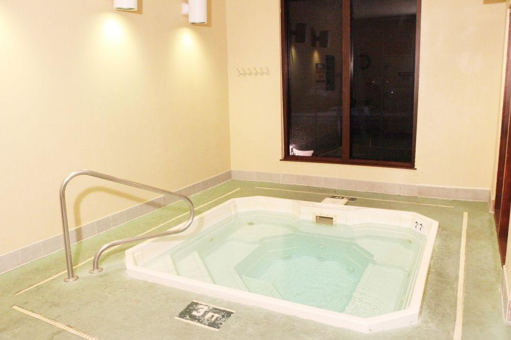 Ramada By Wyndham International Airport Hotel Denver