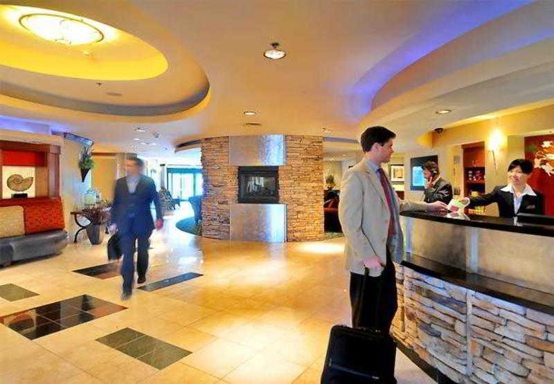 Courtyard By Marriott Cherry Creek Hotel Denver