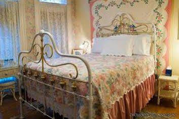 Castle Marne Bed & Breakfast Bed & Breakfast