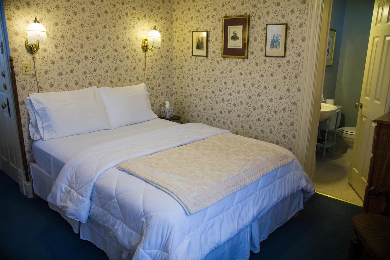 Castle Marne Bed & Breakfast