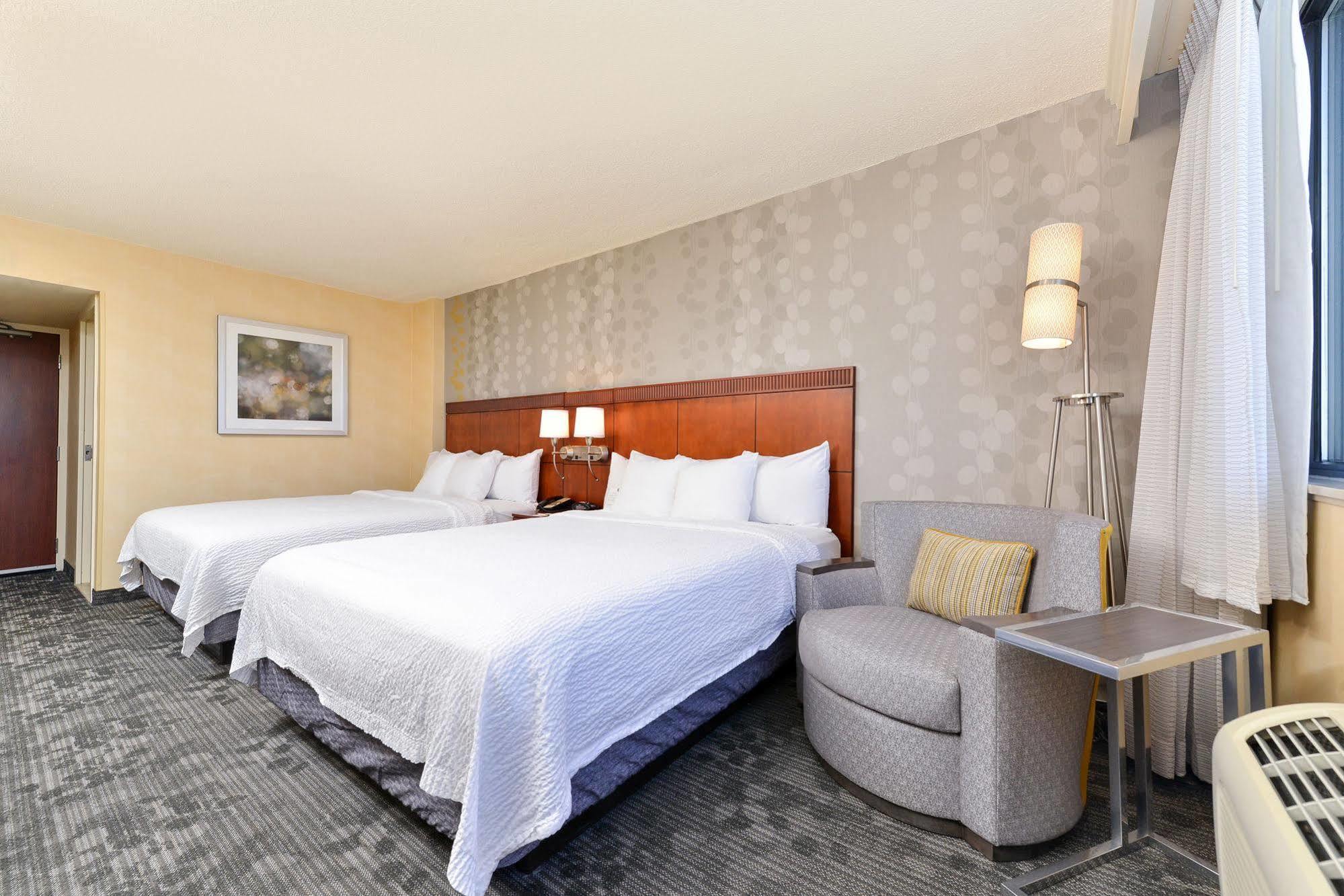 Courtyard By Marriott Cherry Creek Hotel 3*
