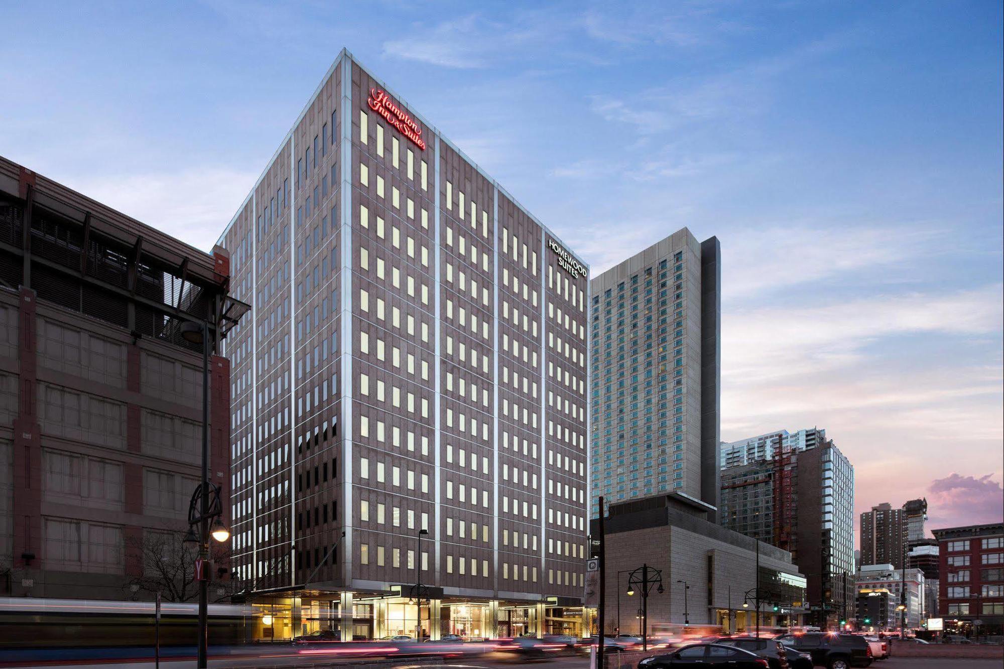 Hampton & Downtown Convention Center Hotel