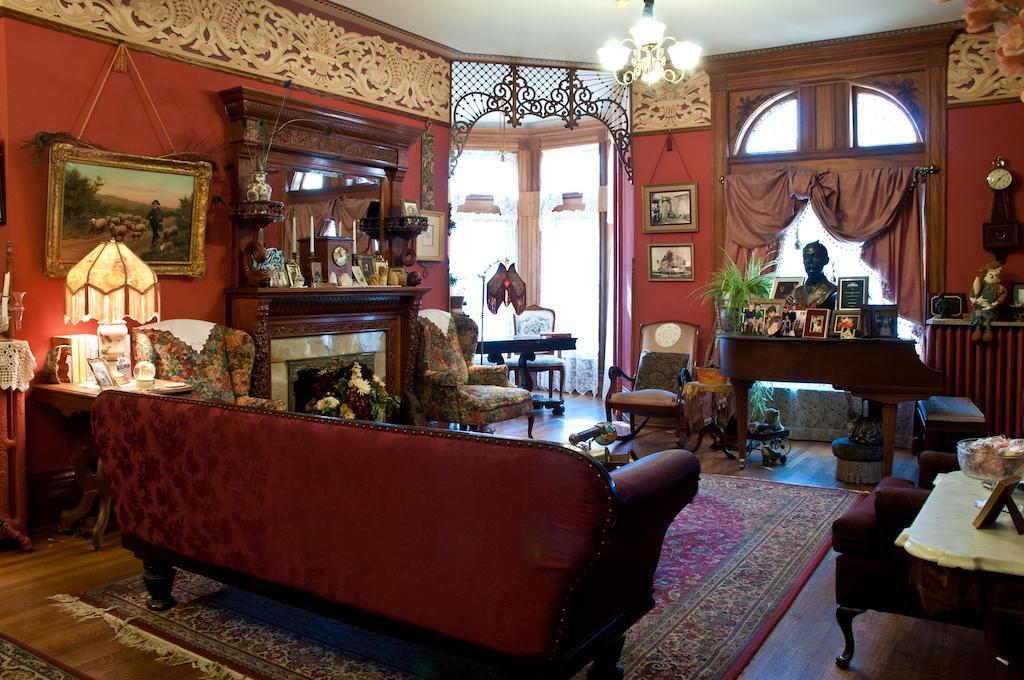 Castle Marne Bed & Breakfast Denver