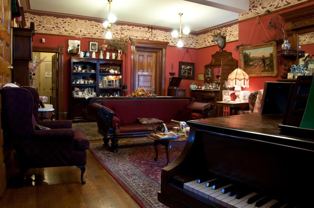 Castle Marne Bed & Breakfast Bed & Breakfast Denver