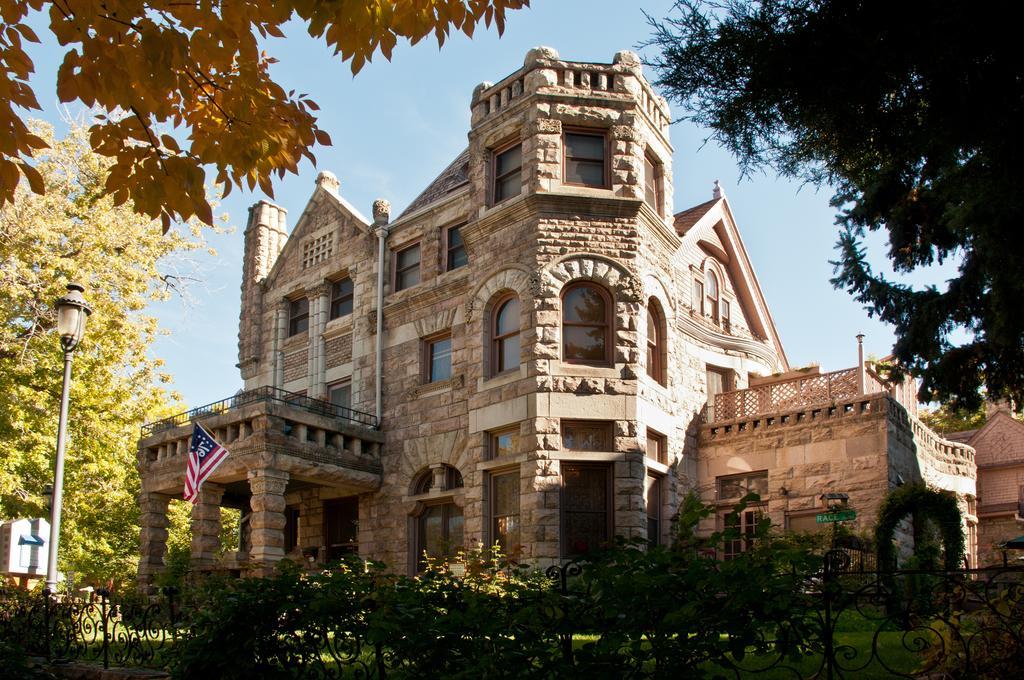 Castle Marne Bed & Breakfast Bed & Breakfast Denver