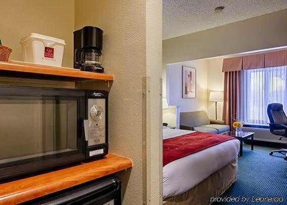 Hotel Ramada By Wyndham International Airport Denver