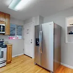 103 Zenobia Upper 2 Bedroom Unit In Denver With 2 King Bed