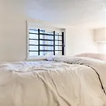 Denver Studio Steps To City Park And Restaurants!