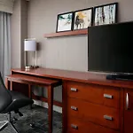 Courtyard By Marriott Denver Airport