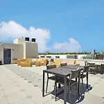 2880 The Penthouse At Espadin