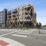 2880 Bold & Elevated