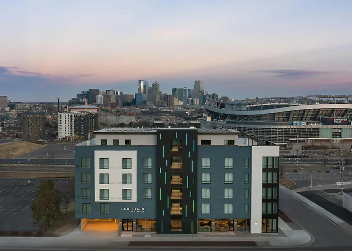 Courtyard By Marriott Denver Downtown Stadium Area