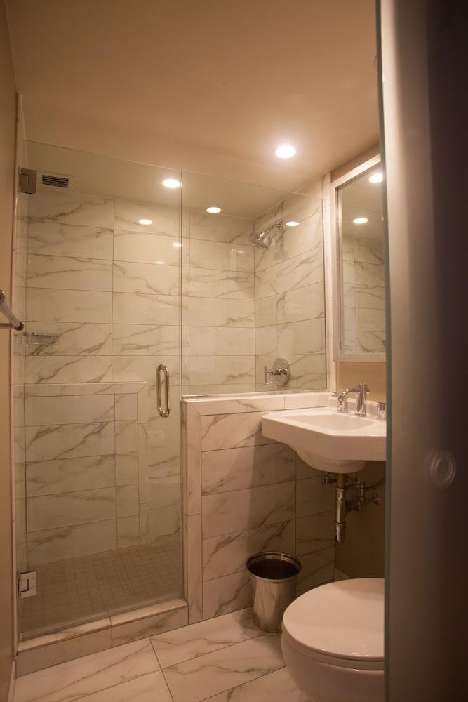 Hotel Holiday Express Downtown By Ihg