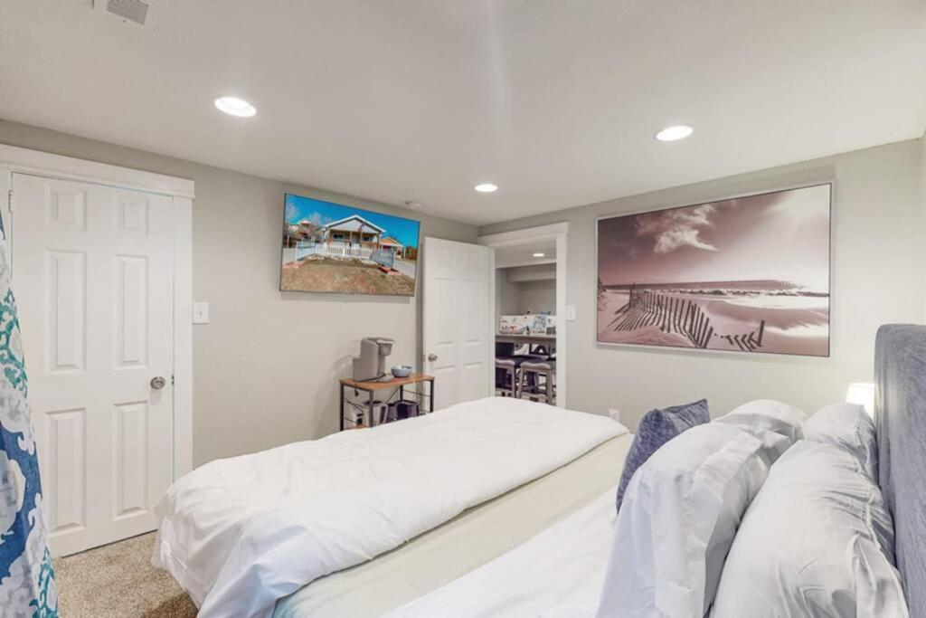 2 King Lower 65th Oasis In With King Beds Holiday home Denver