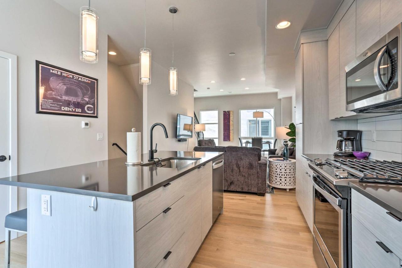 Trendy Townhome - Walk To Mile High Stadium Holiday home *