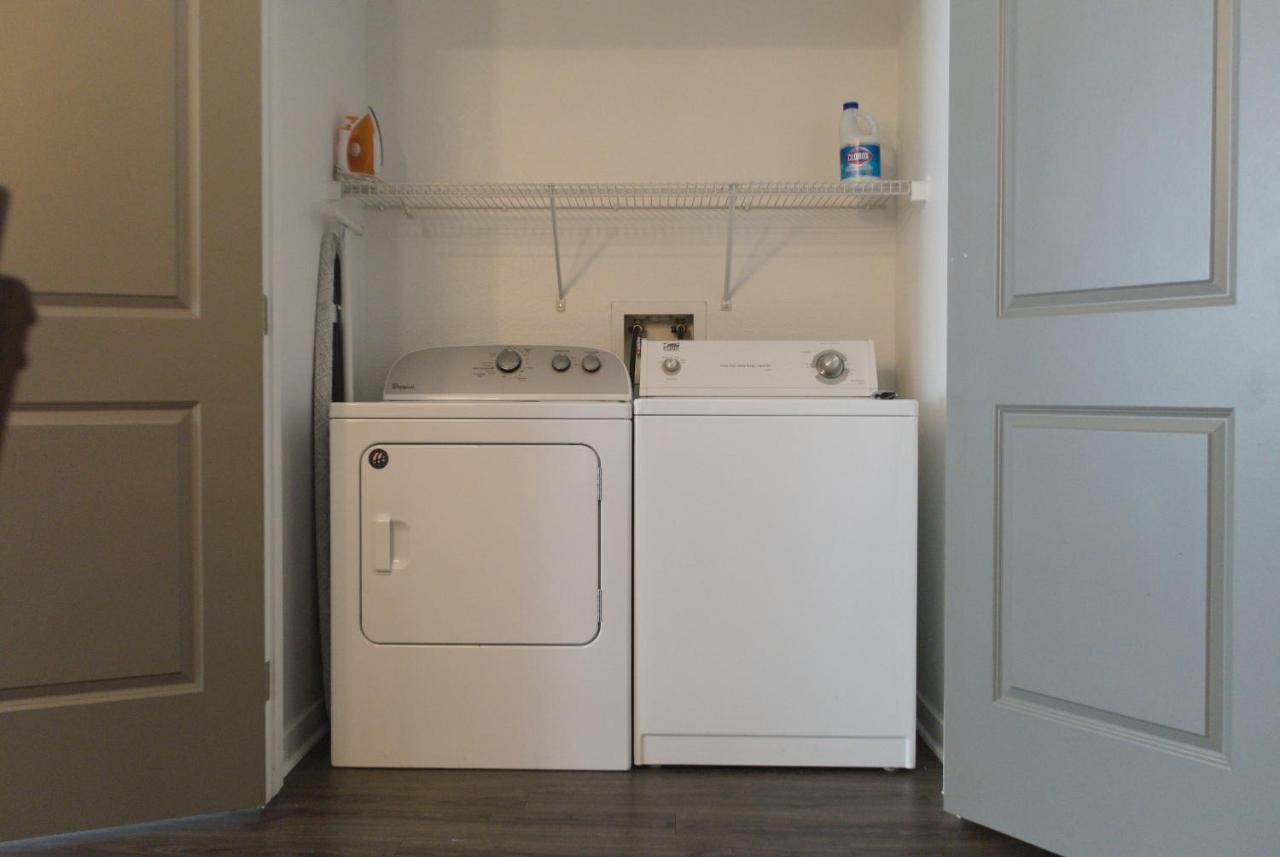 South River Residences Apartment *