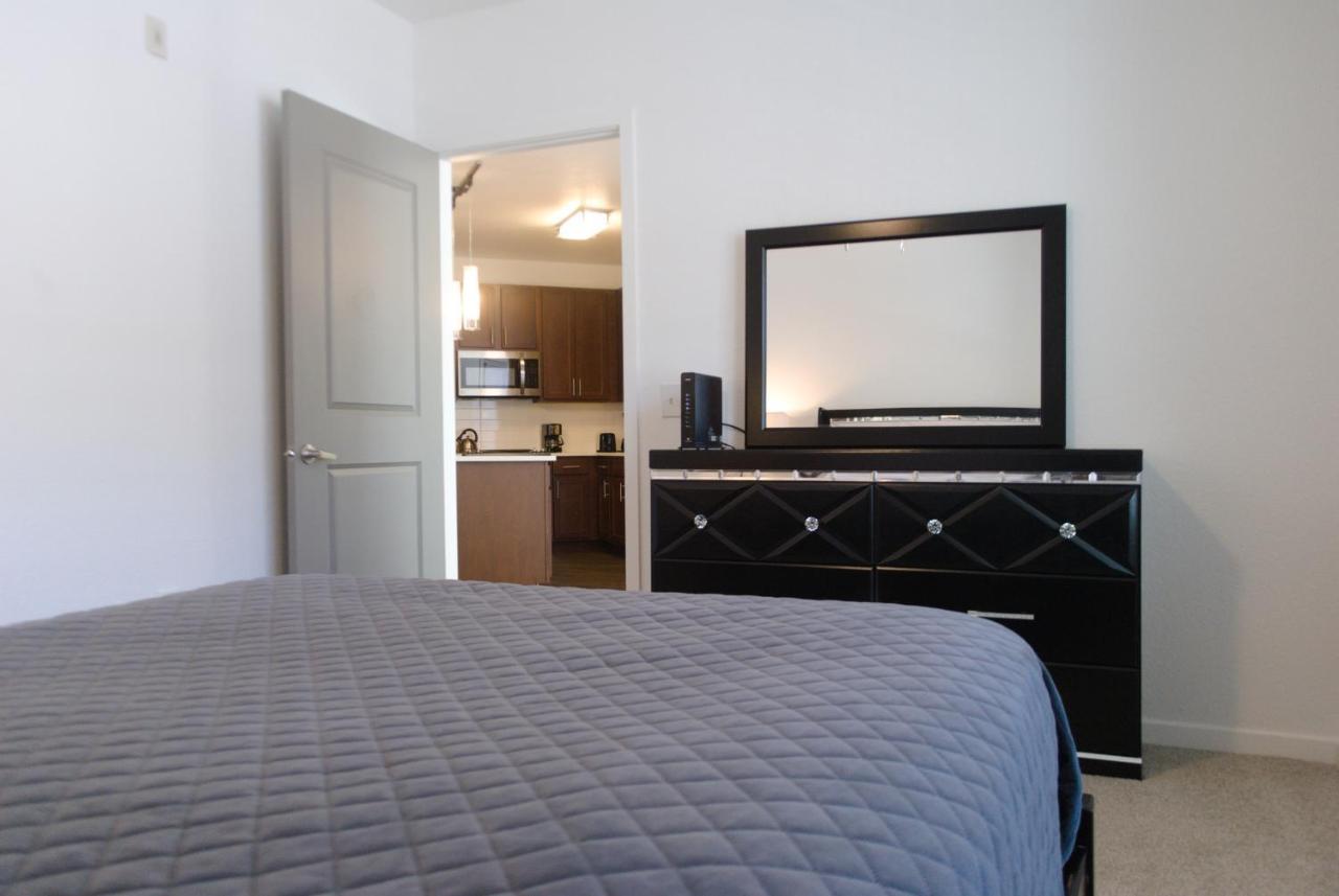 Apartment South River Residences *